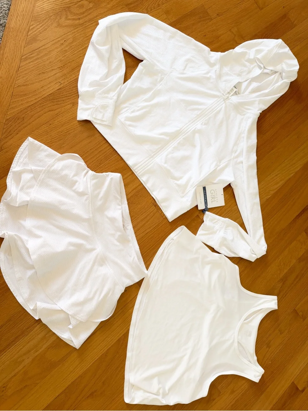 Athleta girls white 3 piece Serve set -jacket- skort - tank 12-14 years